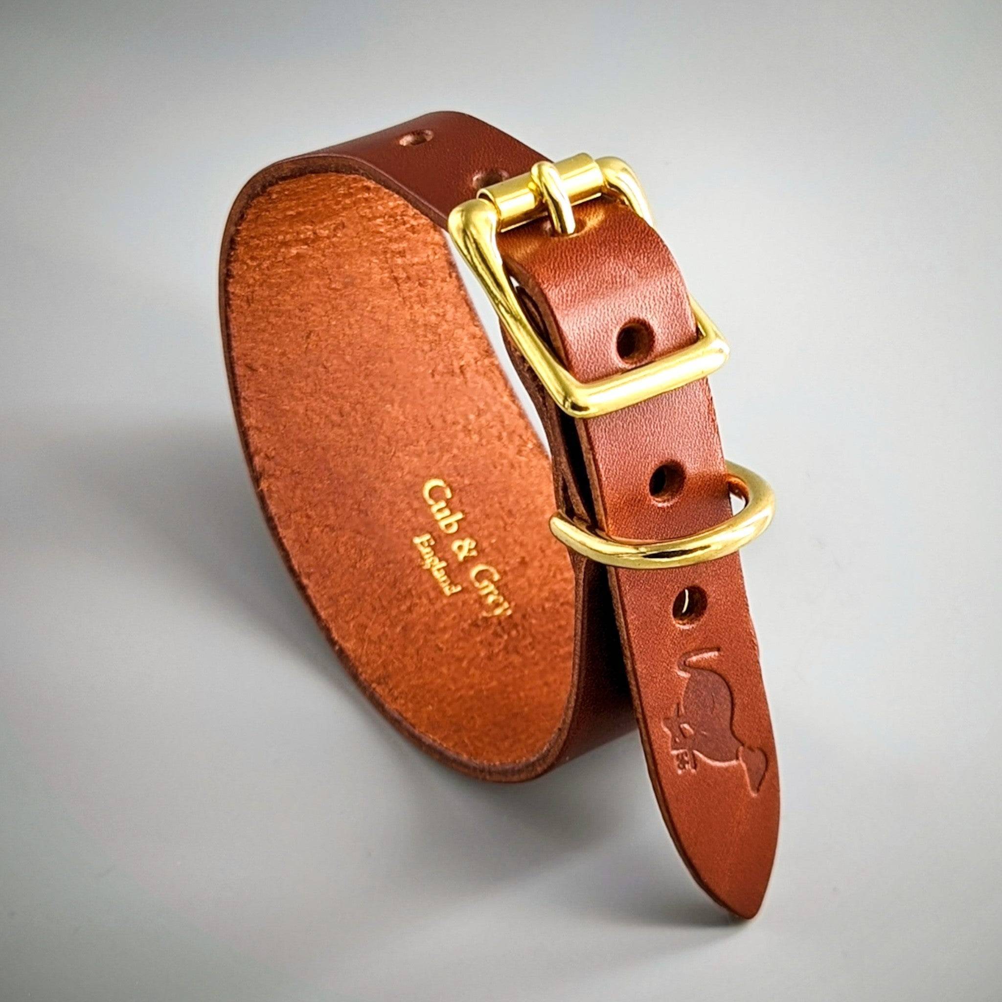 Brown leather personalised collar brass hardware, Cub & Grin branding tan interior embossed exterior design