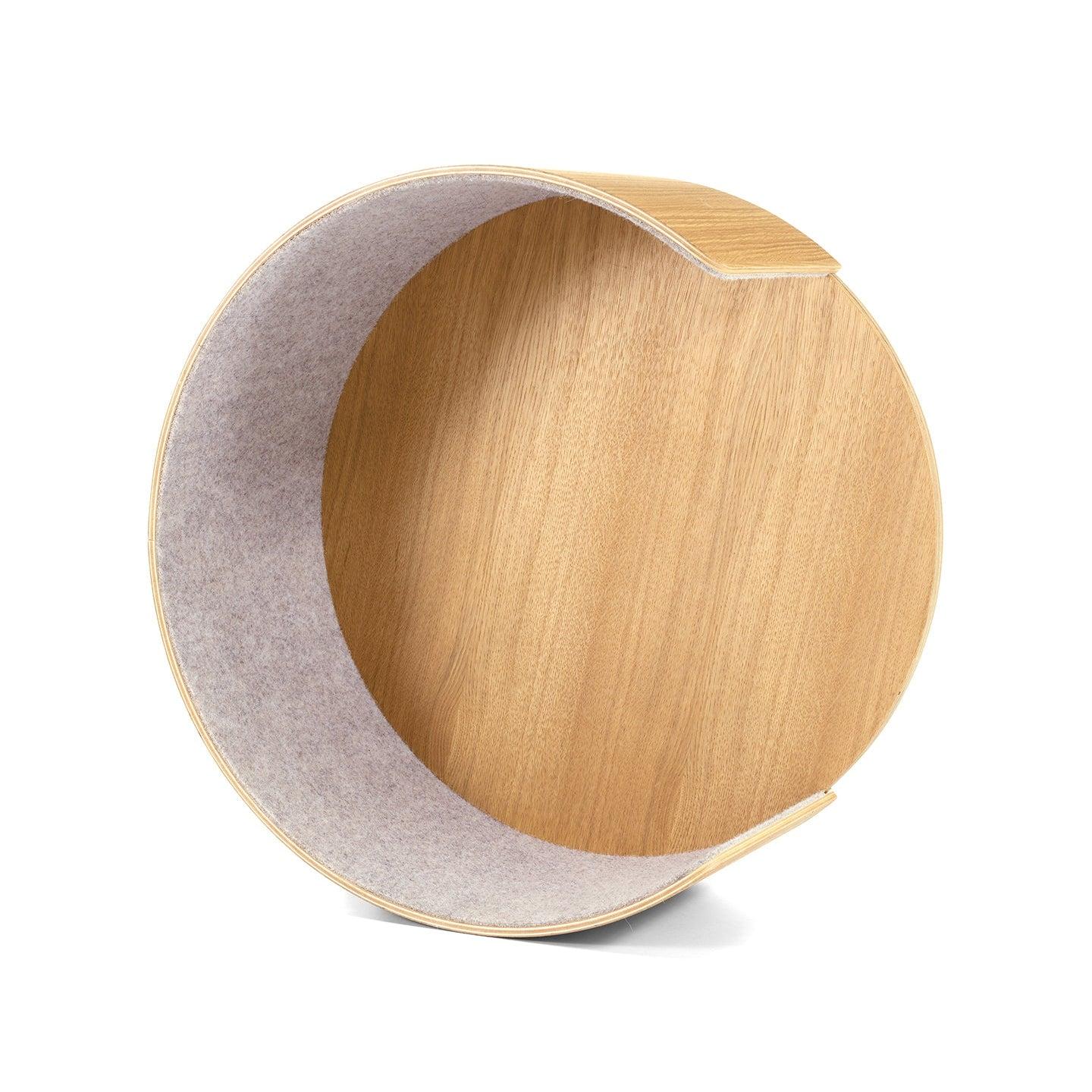 MiaCara Alto Wall Climber - minimalist wooden cat furniture with felt lining, German design for modern interiors