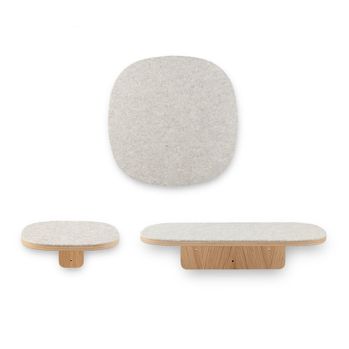 The three MiaCara Parete elements together: short step, long step and scratching panel, on a white background