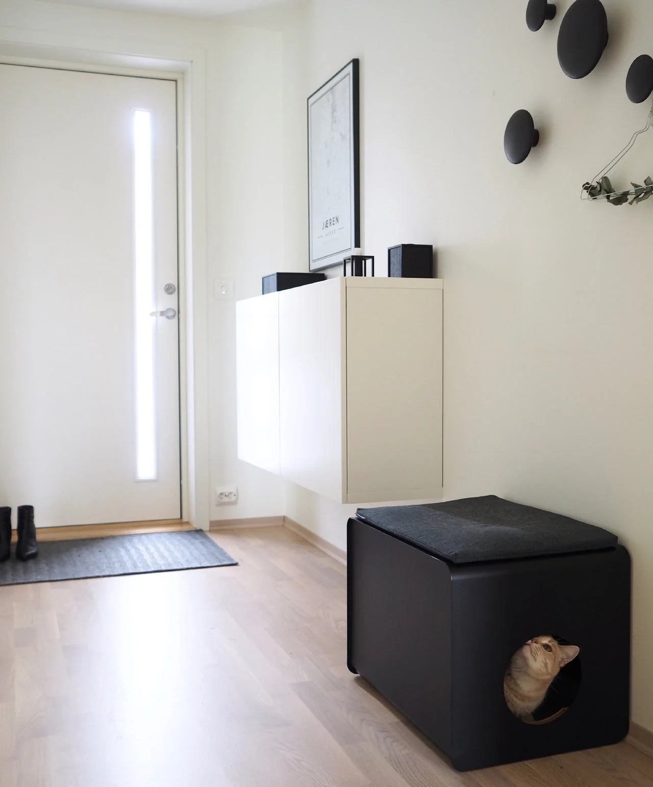 MiaCara Sito aluminium cat litter box - in white