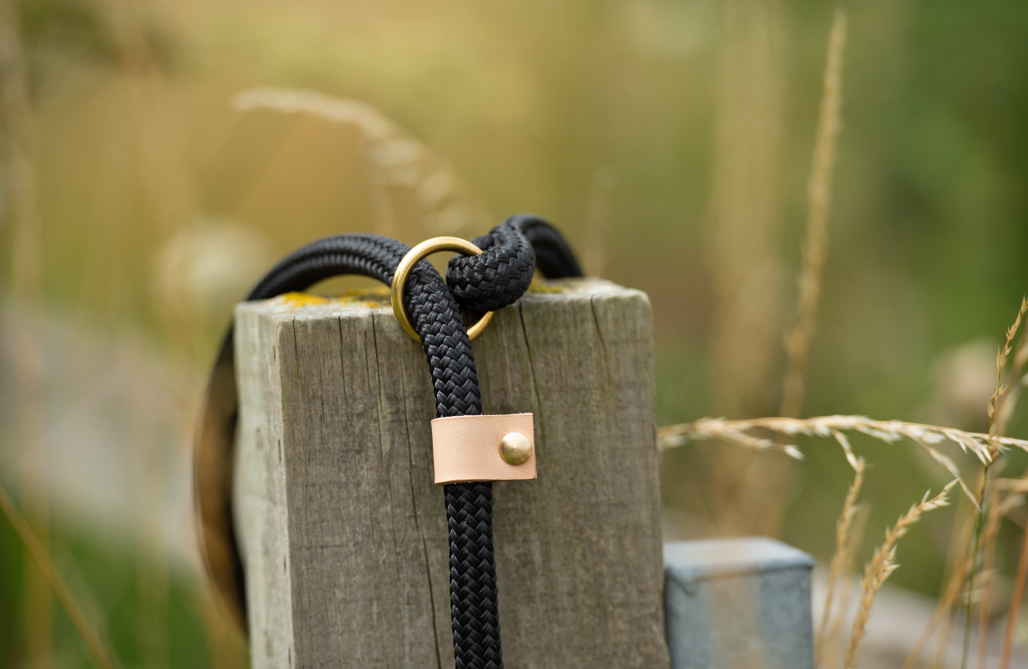 Oonalfie 12mm slip lead with vibrant coastal colourway, handmade in Britain
